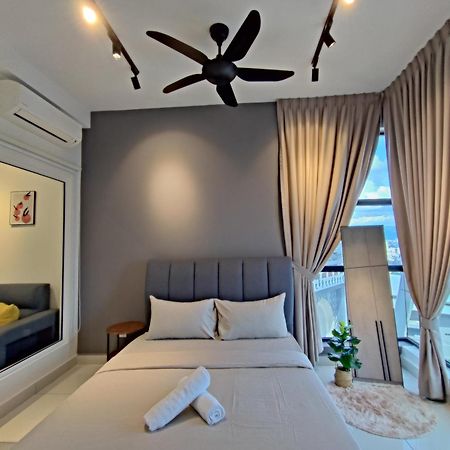 Arte Mont Kiara Host By Host Corner Suites 쿠알라룸푸르 객실 사진