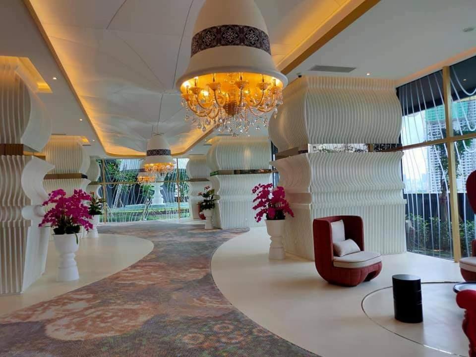 Arte Mont Kiara Host By Host Corner Suites 쿠알라룸푸르 외부 사진
